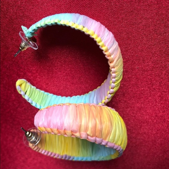 Colorful round earring - Picture 6 of 7